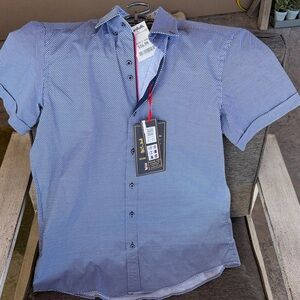 Men's Blue and White Patterned Short Sleeve Shirt